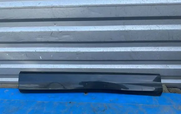 Audi Q3 F3 Front door trim (molding) 83A853960A