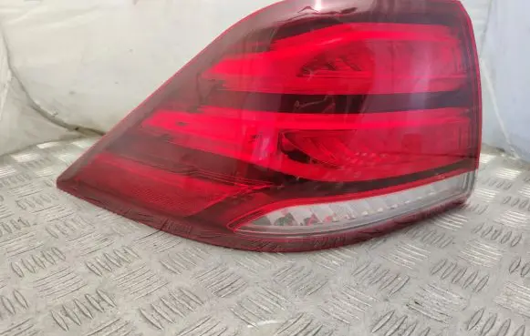 Mercedes-Benz GLE (W166 - C292) Rear/tail lights A1669065702