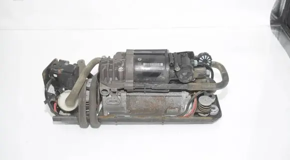 BMW 5 GT F07 Air suspension compressor/pump 6794465 37206794465 6789165