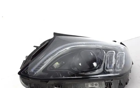 Mercedes-Benz C AMG W205 Headlight/headlamp A2059068505