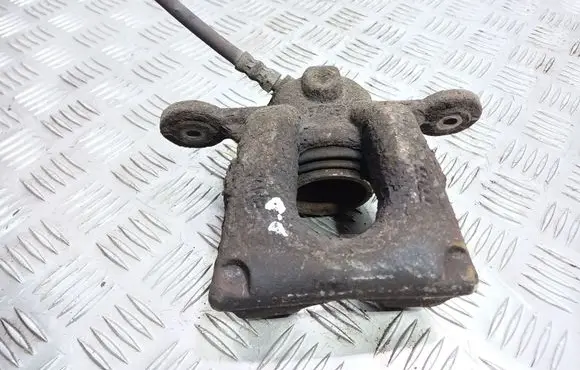 BMW 1 E81 E87 Front brake caliper