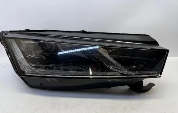 Skoda Octavia Mk4 Headlight/headlamp 5E4941016A