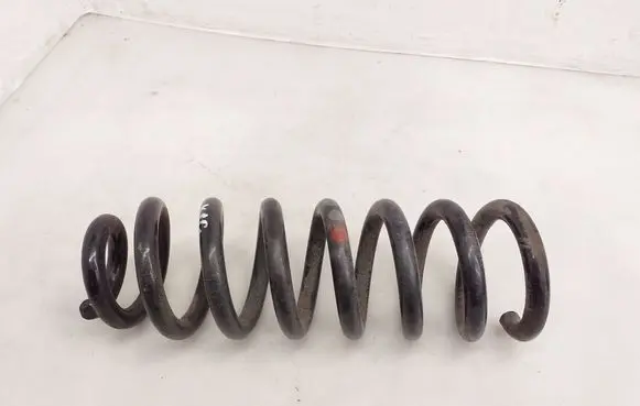 Mercedes-Benz C W205 Rear coil spring