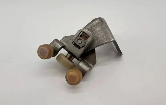 Mercedes-Benz Sprinter W901 W902 W903 W904 Sliding door upper roller guide/hinge 9017601047