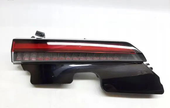 Volvo C40 Rear/tail lights 32365673