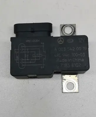 Mercedes-Benz C AMG W204 Positive wiring loom A0035420019