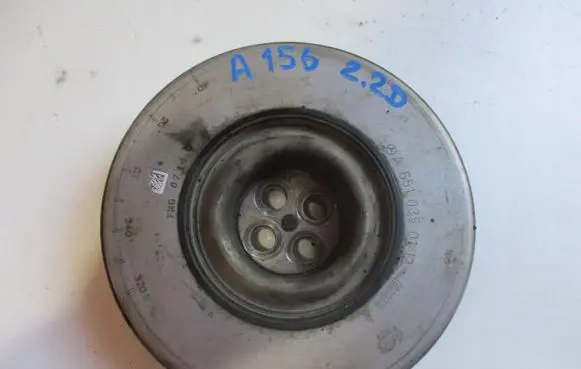 Mercedes-Benz GLA W156 Crankshaft pulley A65110350112