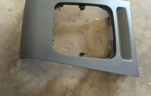 Opel Zafira B Gear shifter surround trim plastic 13162583
