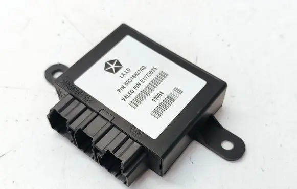 Dodge Challenger Parking PDC control unit/module 68316627AD