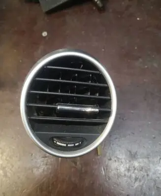 Mercedes-Benz ML W164 Dashboard side air vent grill/cover trim A1648301954