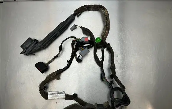 Volvo V70 Front door wiring loom 31275889