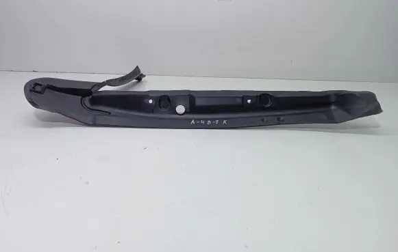 Audi A4 S4 B8 8K Fender end trim 8K0821111