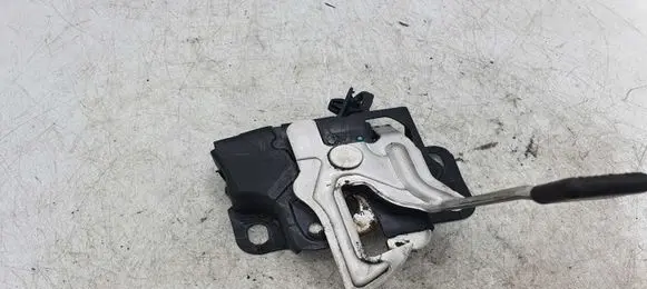 Honda CR-V Engine bonnet/hood lock/catch NOCODE