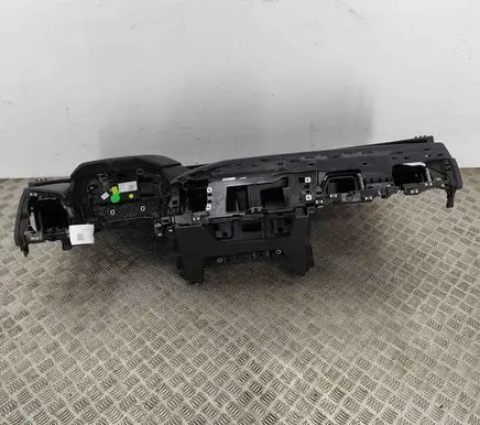 Audi Q4 Sportback e-tron Dashboard 89B857001