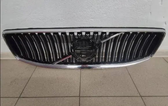 Volvo V60 Front grill 31479295