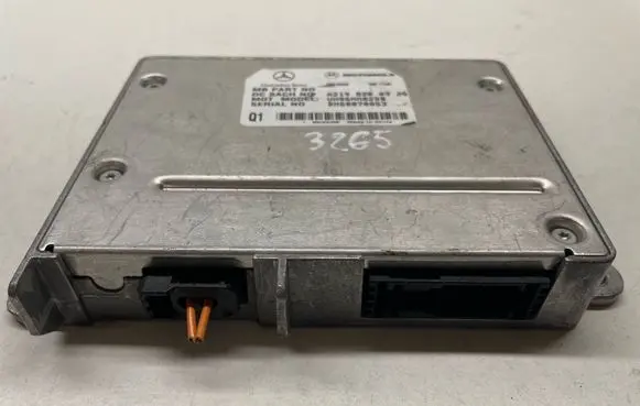 Mercedes-Benz CLS C219 Phone control unit/module 2198200926 A2198200926