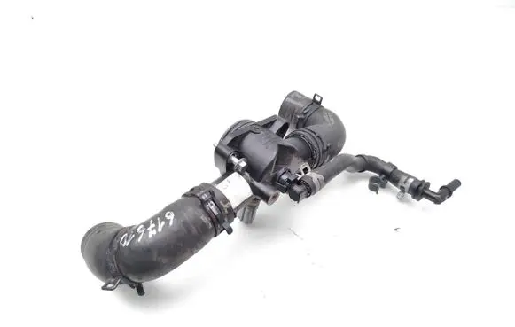 Land Rover Range Rover L405 Thermostat housing CK5Q-8594-AB W584A