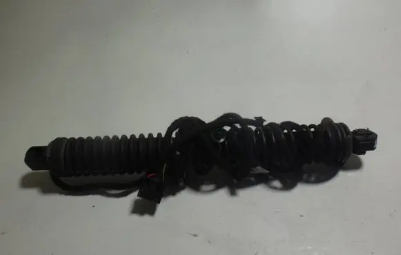 BMW 7 F01 F02 F03 F04 Tailgate strut 7120099