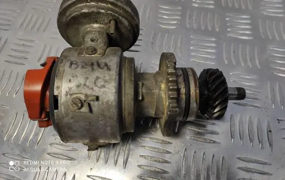 BMW 3 E30 Spark distributor 0237302028