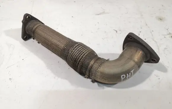 Volkswagen Phaeton EGR valve line/pipe/hose