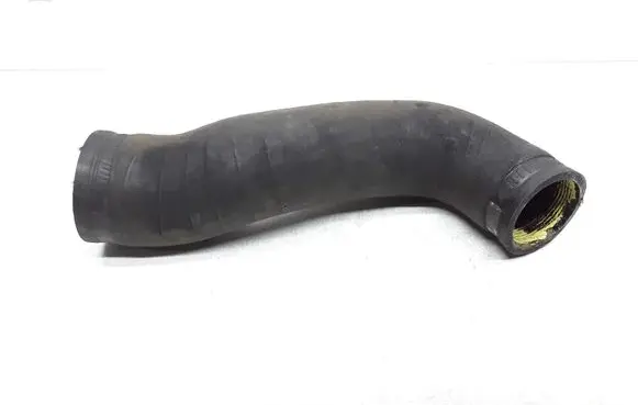 Volvo V70 Intercooler hose/pipe