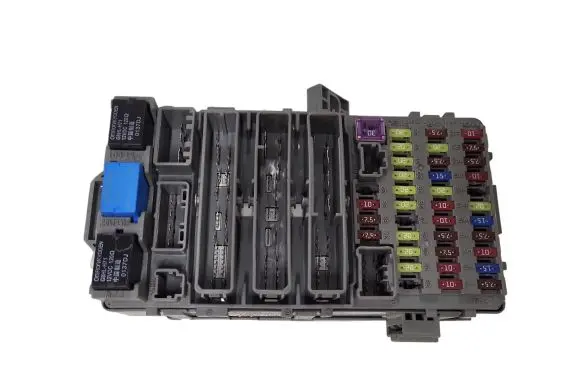 Honda CR-V Fuse module A000011 41251LH SWAE710