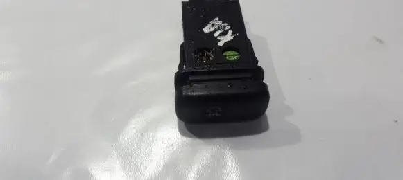 Fog light switch