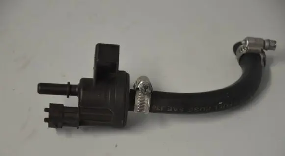 BMW 6 E63 E64 Fuel tank valve 0280142427