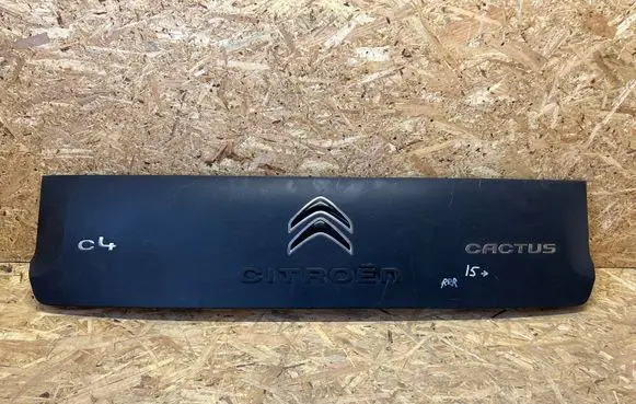 Citroen C4 Cactus Tailgate trim 9801855280