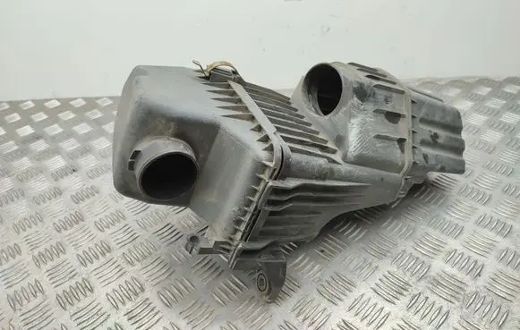 KIA Soul Air filter box 281102K100