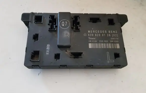 Mercedes-Benz Vito Viano W639 Comfort/convenience module 6398200126