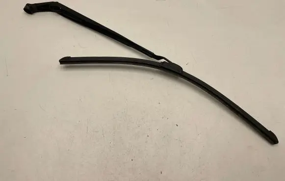 Toyota Verso Windshield/front glass wiper blade 