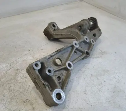 Volkswagen Golf Plus Front lower control arm/wishbone 1K0199296E