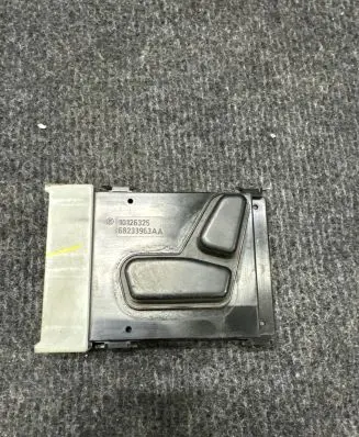 Chrysler Pacifica Seat control switch 68233963AA 10126325