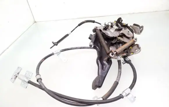 KIA Carens II Handbrake/parking brake lever assembly