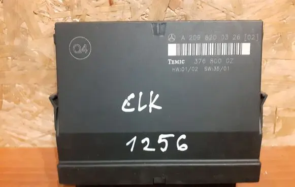 Mercedes-Benz CLK A209 C209 Central body control module 1256 A2098200326