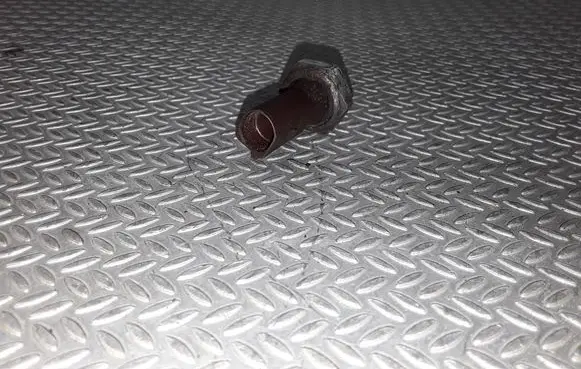 Seat Alhambra (Mk1) Oil pressure sensor 038919081D