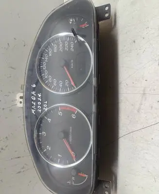 Speedometer (instrument cluster)