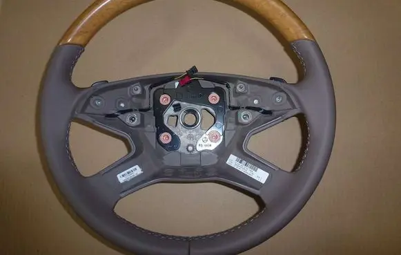 Mercedes-Benz ML W164 Steering wheel A1644607203