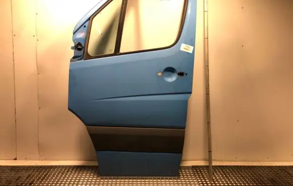 Volkswagen Crafter Front door 