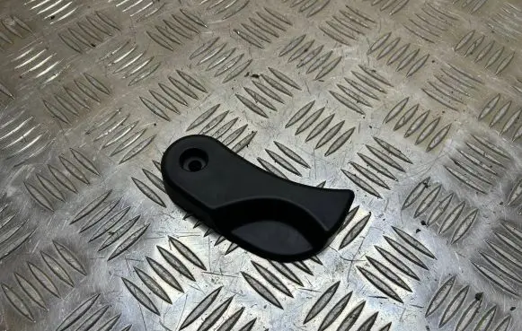 BMW 4 F32 F33 Engine bonnet (hood) release handle 7309608