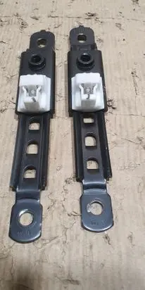 Citroen C4 Aircross Seat belt adjustment rail 