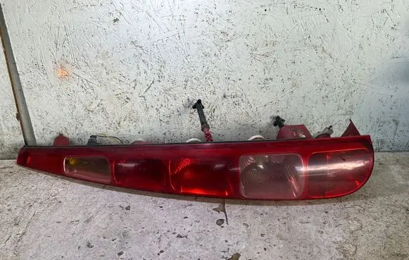 Citroen C8 Rear/tail lights 2552