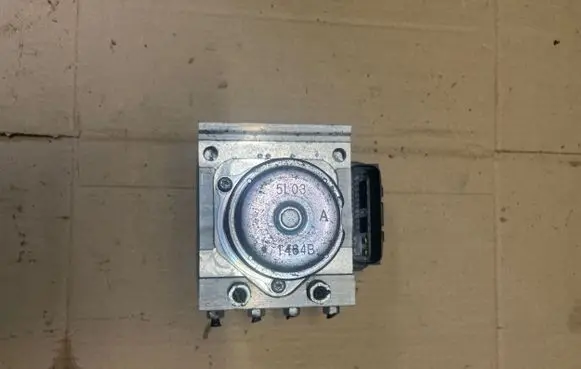 Honda HR-V ABS Pump 5T02E