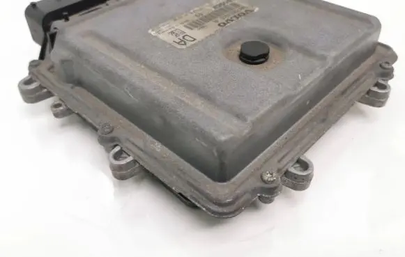 Volvo S60 Engine control unit/module 30729826A 1039S12418 0281012103
