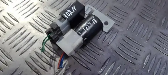 Nissan Primera Other relay 24330c9960