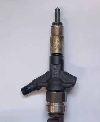 Subaru Legacy Fuel injector 16613AA020 01K02611 ENS07890