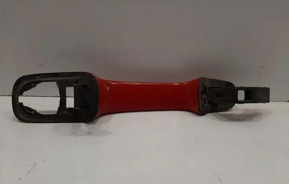 Front door exterior handle/bracket