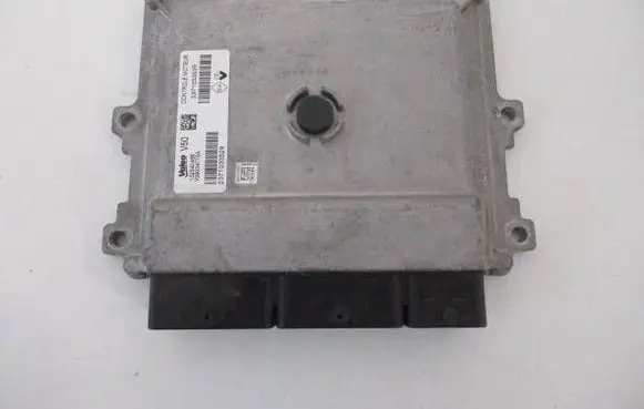 Renault Clio IV Engine control unit/module 237103352R
