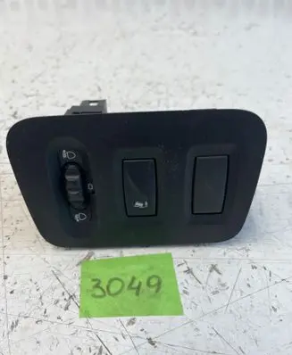 Renault Master III Headlight level height control switch 8200379685